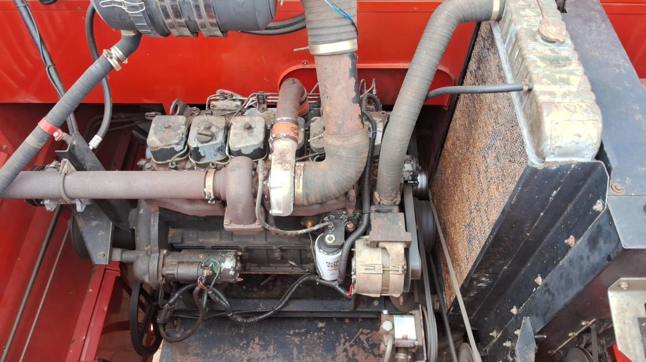COLHEITADEIRA MF 3640 ANO 2003 16 PÉS HIPERFLEX - Imagem 8