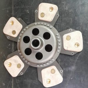 DISCO DE EMBREAGEM CERAMETALICO MASSEY 292/297/299- 13'' = 1692759 VT/2 = 3330061100